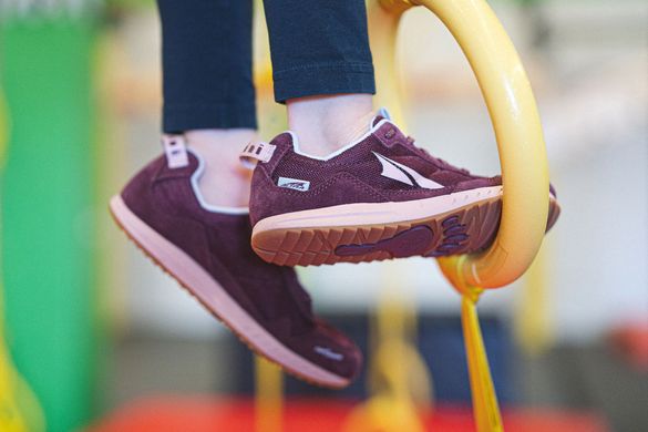 Кросівки для бігу дитячі Altra Youth Kokiri (бордовий), 39, Середня