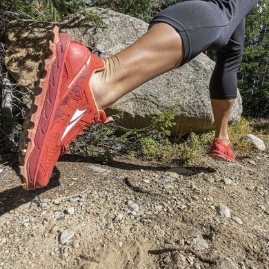 Кросівки для бігу жіночі Altra Lone Peak 4.5 (червоний), 38, Середня